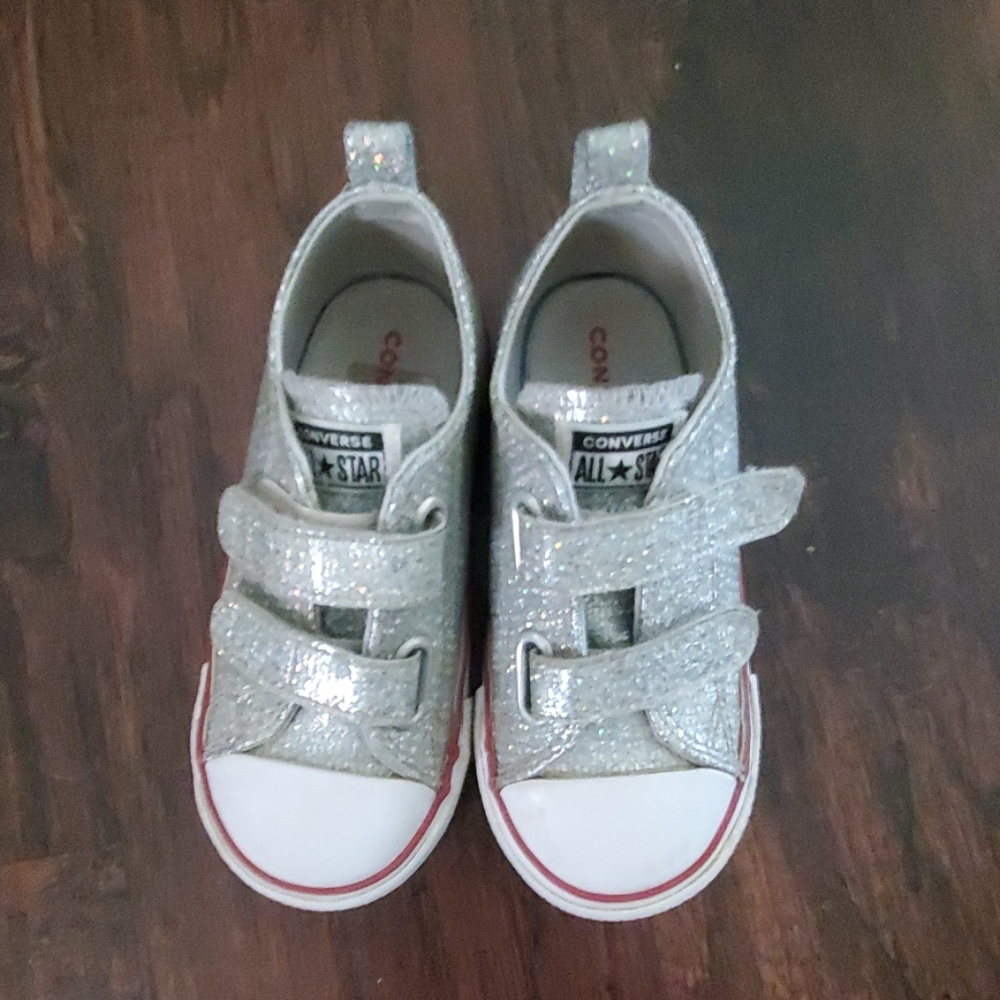 Girls Converse